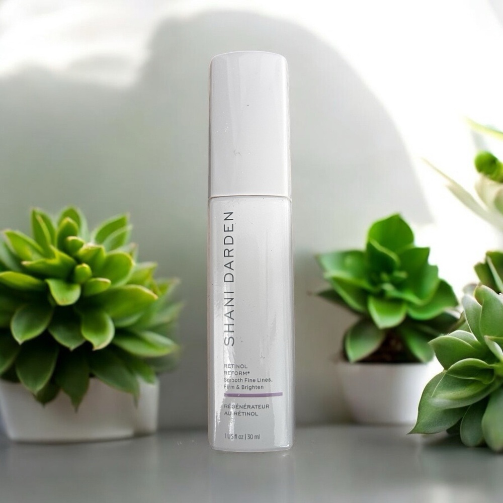 Shani Darden Skincare Retinol Serum in White